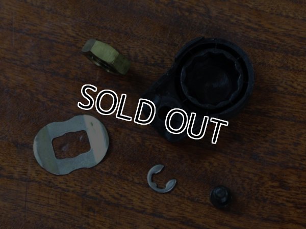 画像4: ABU 4000/5000/6000番★☆★ハンドルナット リテーナー セット★☆★黒 (4)