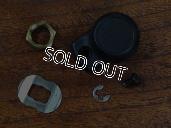 画像2: ABU 4000/5000/6000番★☆★ハンドルナット リテーナー セット★☆★黒 (2)