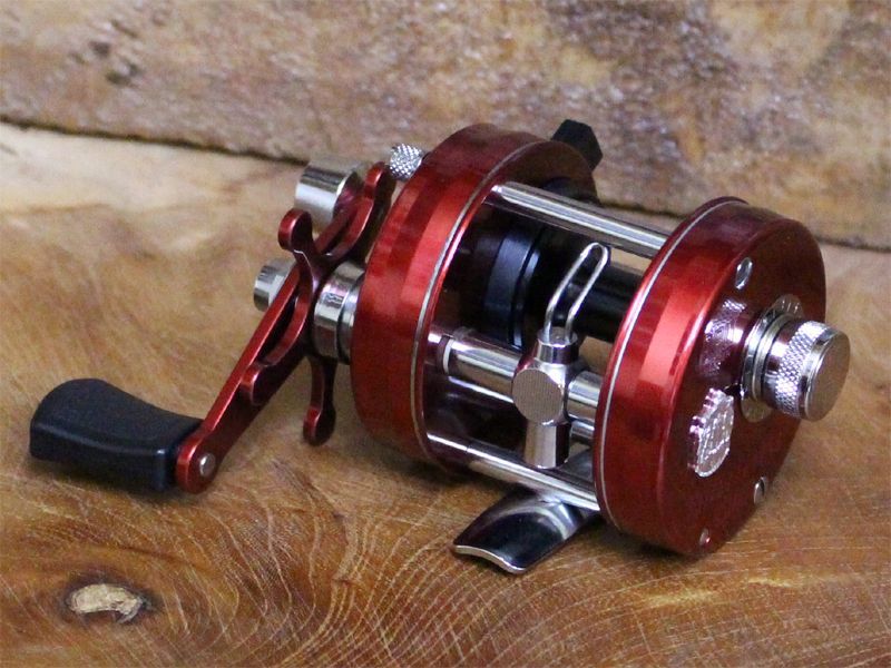 Abu Garcia Ambassadeur 1500C RED - リール